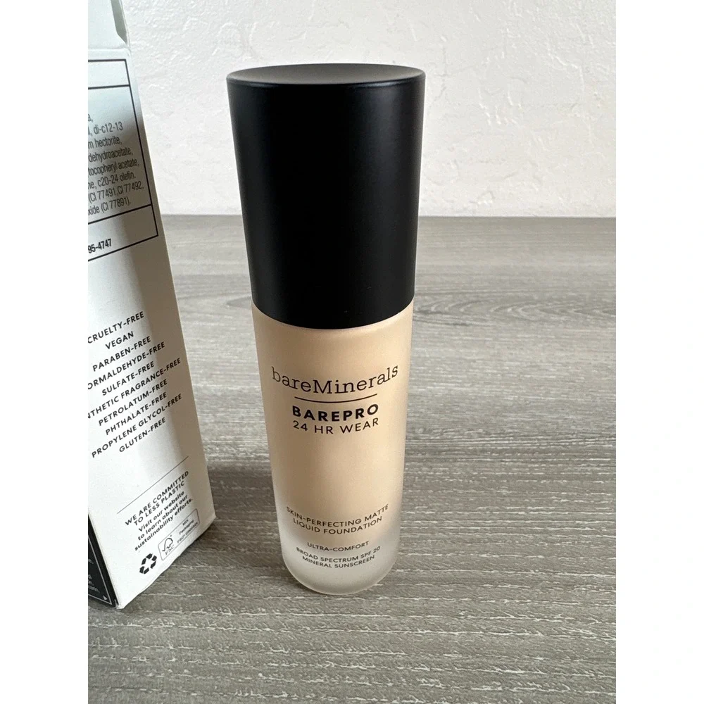 bareMinerals BAREPRO 24HR Wear Matte Liquid Foundation Fair 10 Warm SPF 20 1oz